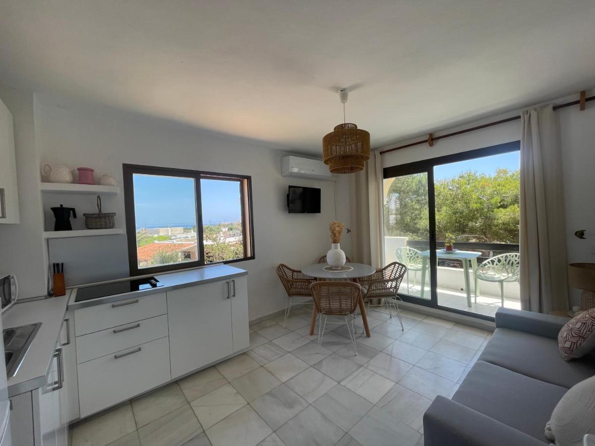 Ferienwohnung Bella Lilia Es Pujols Exterior foto